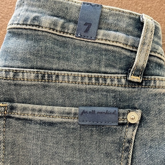 7 FOR ALL MANKIND NWOT Roxanne Ankle Jeans in Bailly - size 24 - Picture 3 of 16